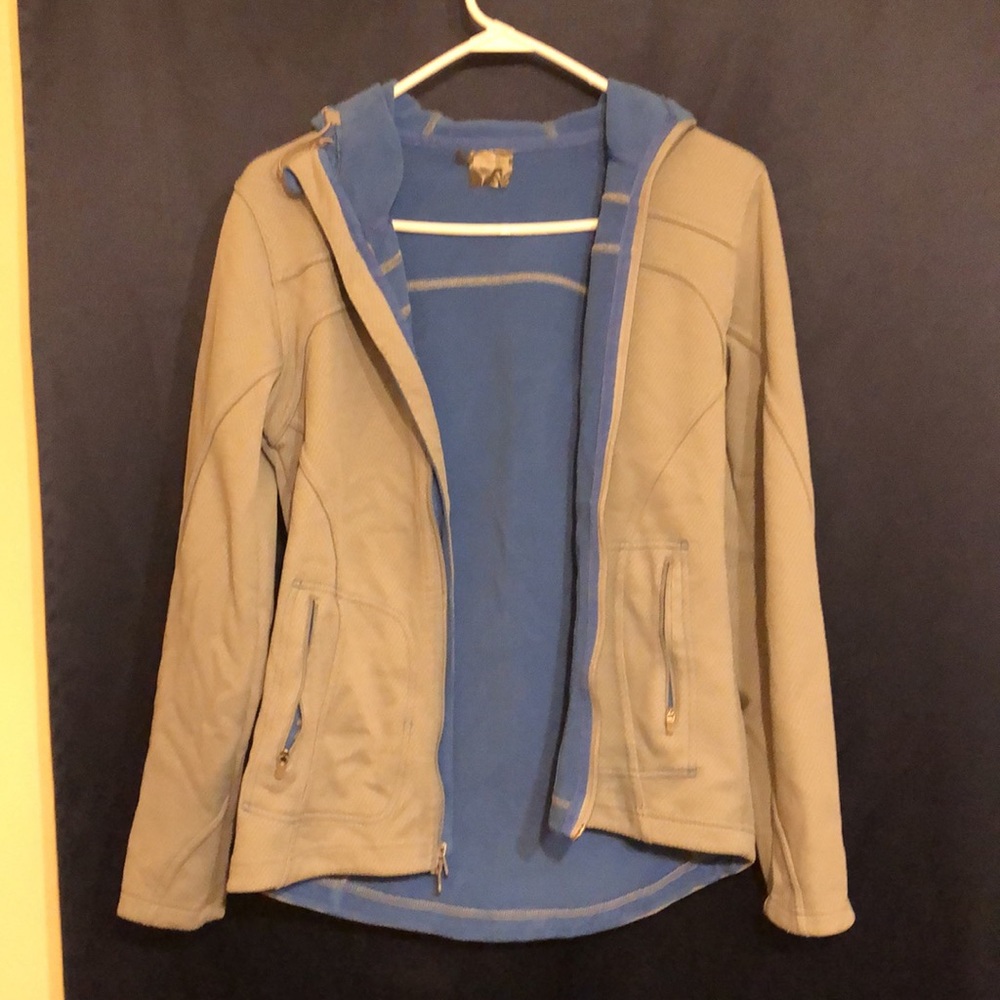 ATHLETA Fleece Jacket w/ Hoodie. Zippered Pockets. Size S.